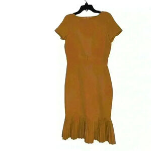 Talk Paper Dolls London Fitted Dress Pleated Hem Gold Zipper Back Short Sleeve